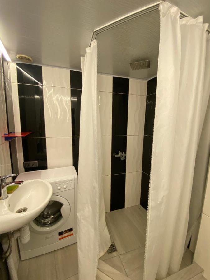 House&House 84 Apartment Petropavlovskaya Borshchagovka Bagian luar foto