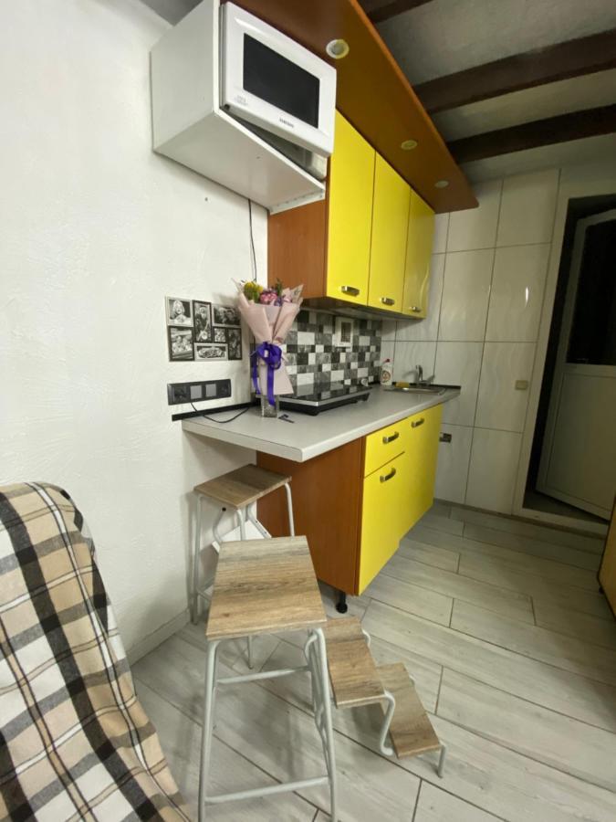 House&House 84 Apartment Petropavlovskaya Borshchagovka Bagian luar foto