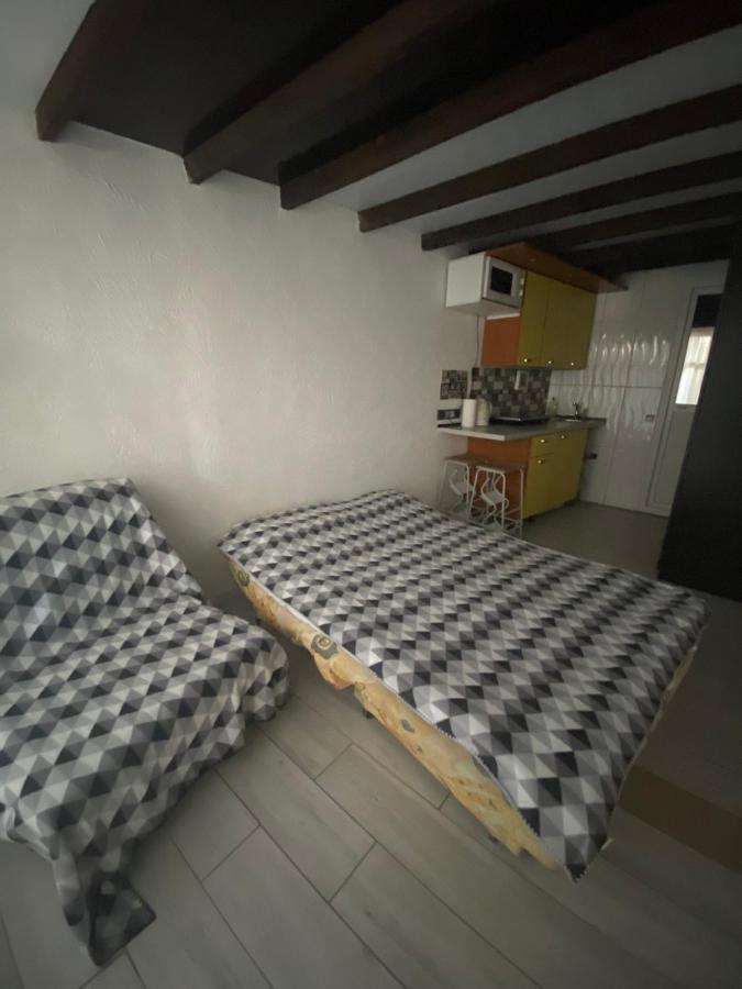 House&House 84 Apartment Petropavlovskaya Borshchagovka Bagian luar foto