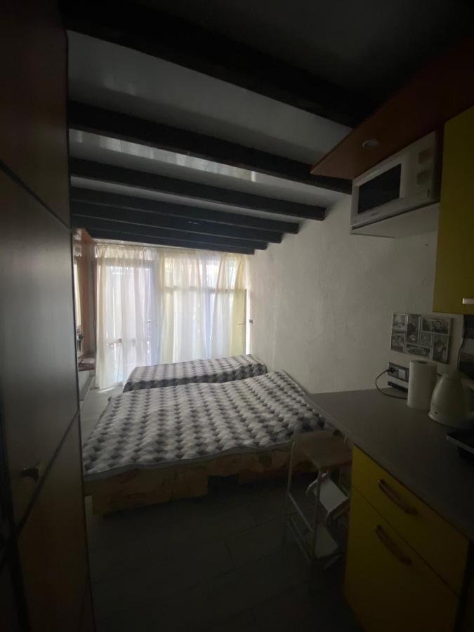 House&House 84 Apartment Petropavlovskaya Borshchagovka Bagian luar foto