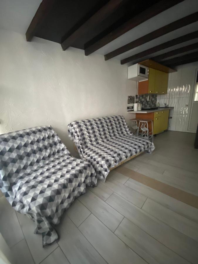 House&House 84 Apartment Petropavlovskaya Borshchagovka Bagian luar foto