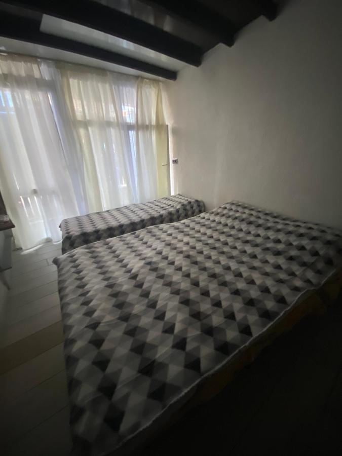 House&House 84 Apartment Petropavlovskaya Borshchagovka Bagian luar foto