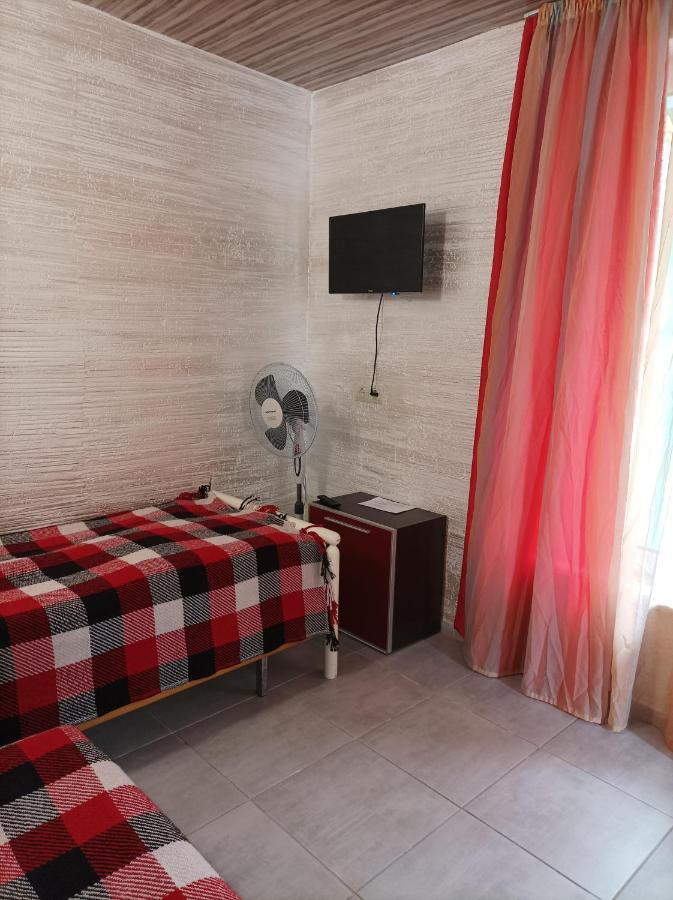 House&House 84 Apartment Petropavlovskaya Borshchagovka Bagian luar foto
